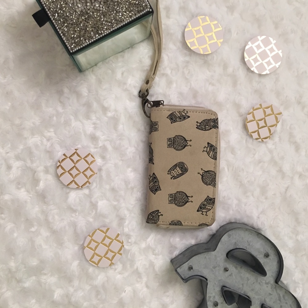 Claire’s wristlet wallet